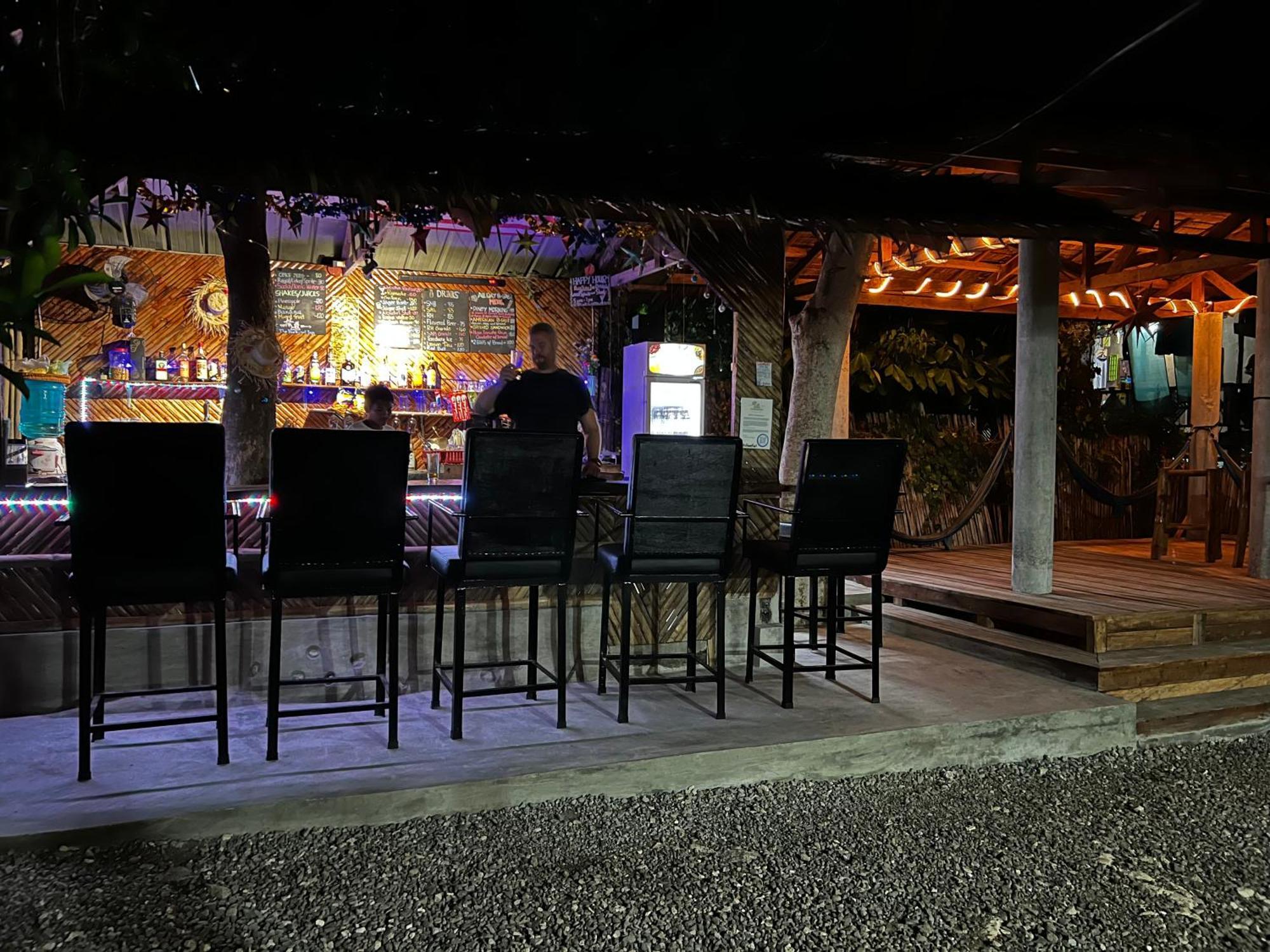 The Backyard Inn 莫阿尔博阿 外观 照片