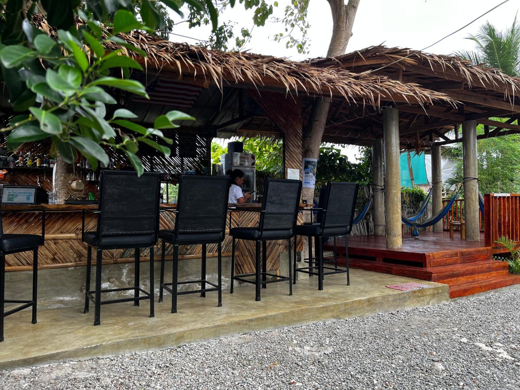 The Backyard Inn 莫阿尔博阿 外观 照片