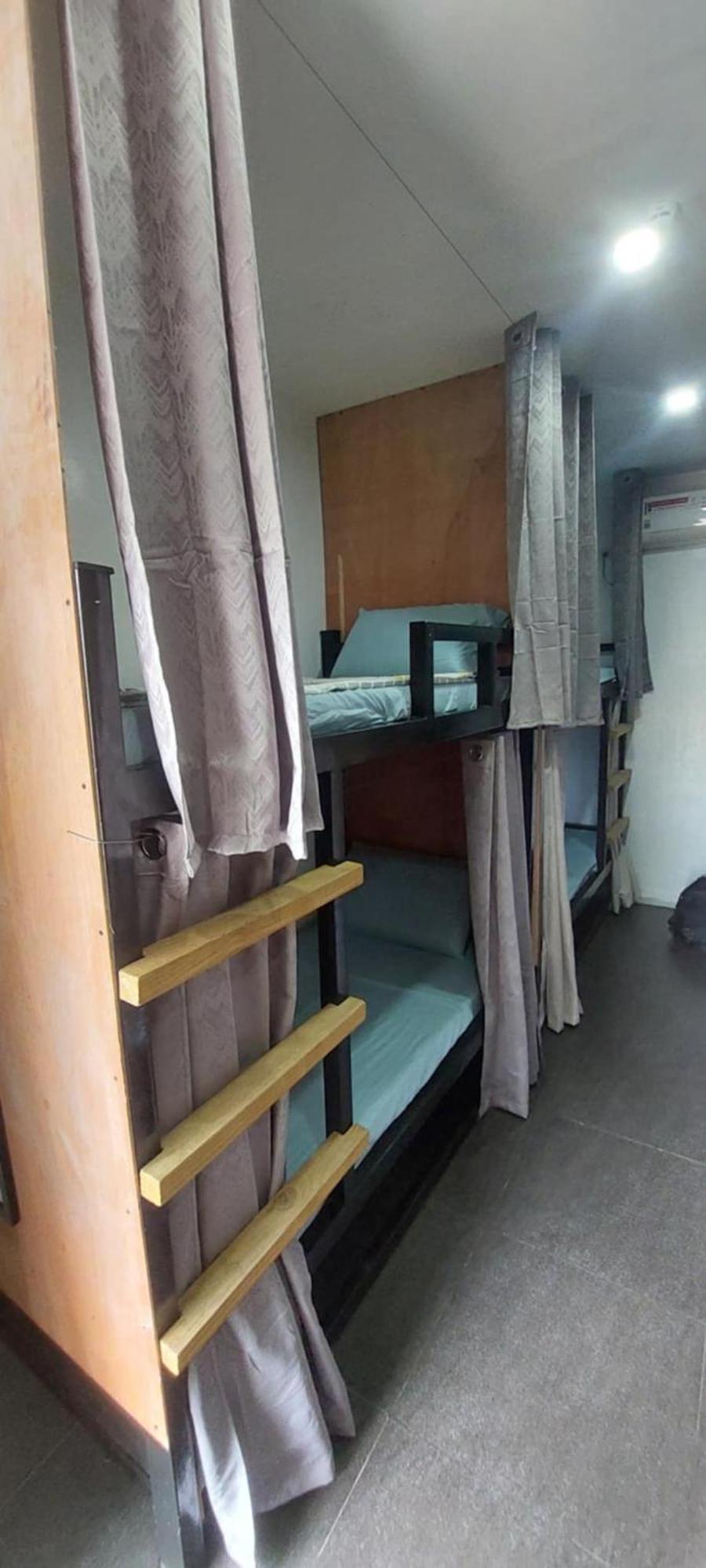 The Backyard Inn 莫阿尔博阿 外观 照片